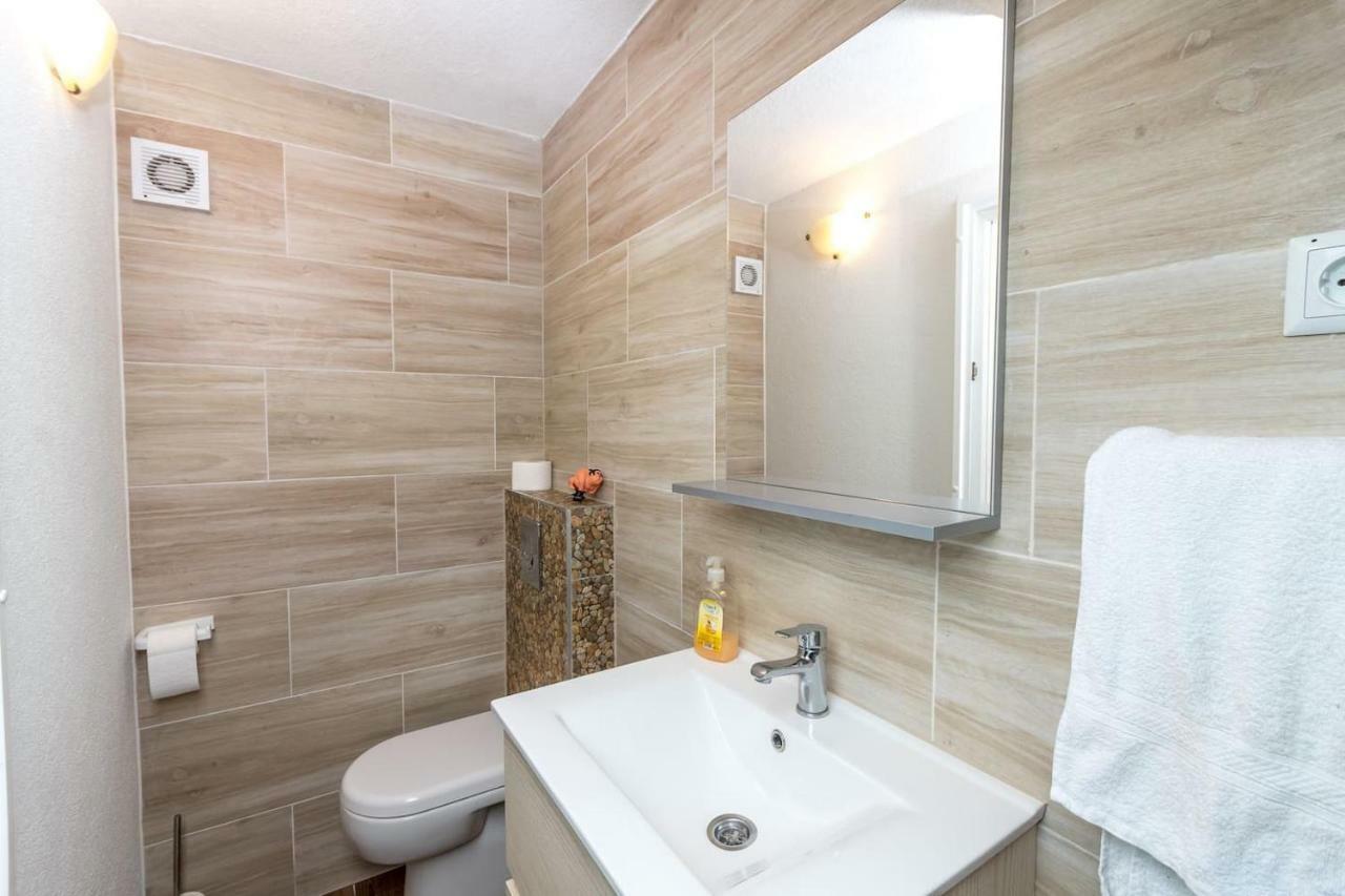 Villa Dalmatinska Kuca Blanka Kaštela Exterior foto